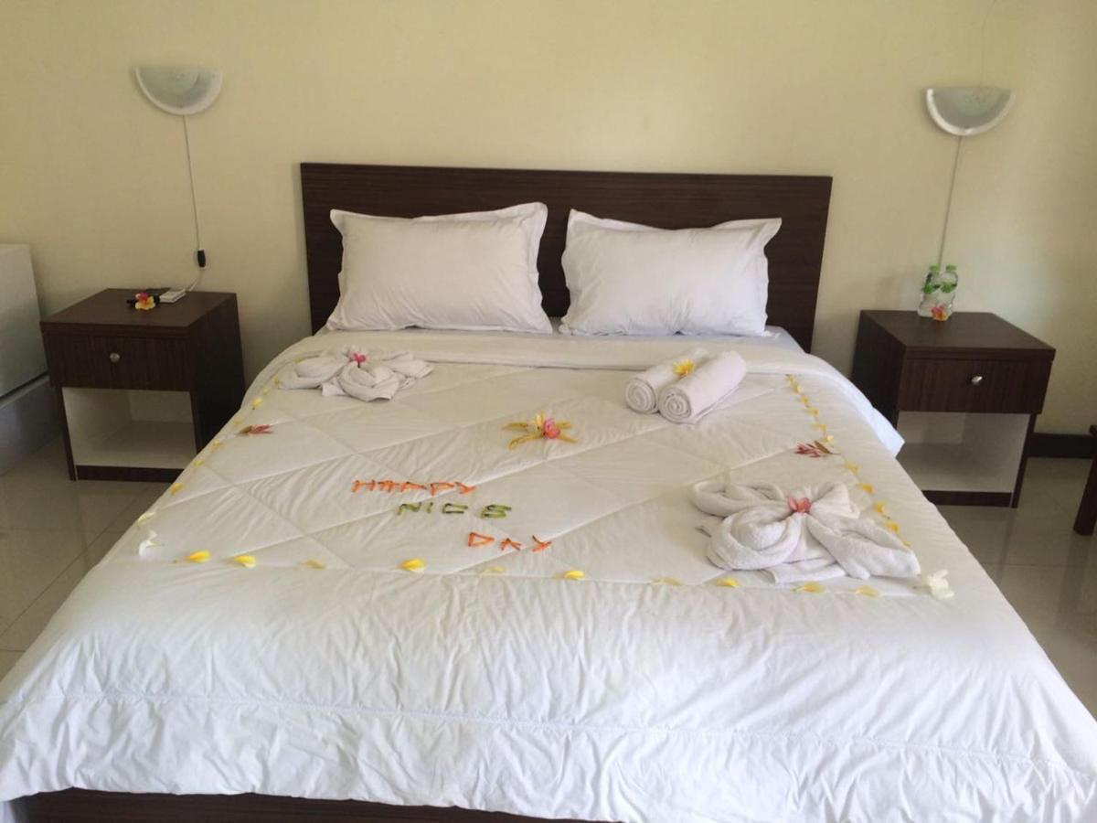 D'Batur Hotel Senggigi Εξωτερικό φωτογραφία