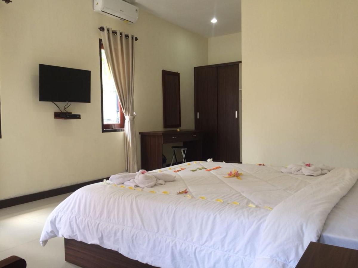 D'Batur Hotel Senggigi Εξωτερικό φωτογραφία