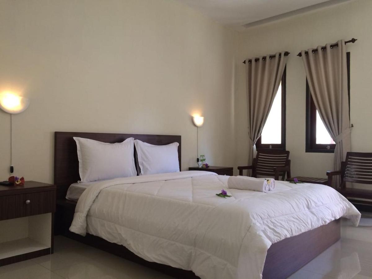 D'Batur Hotel Senggigi Εξωτερικό φωτογραφία