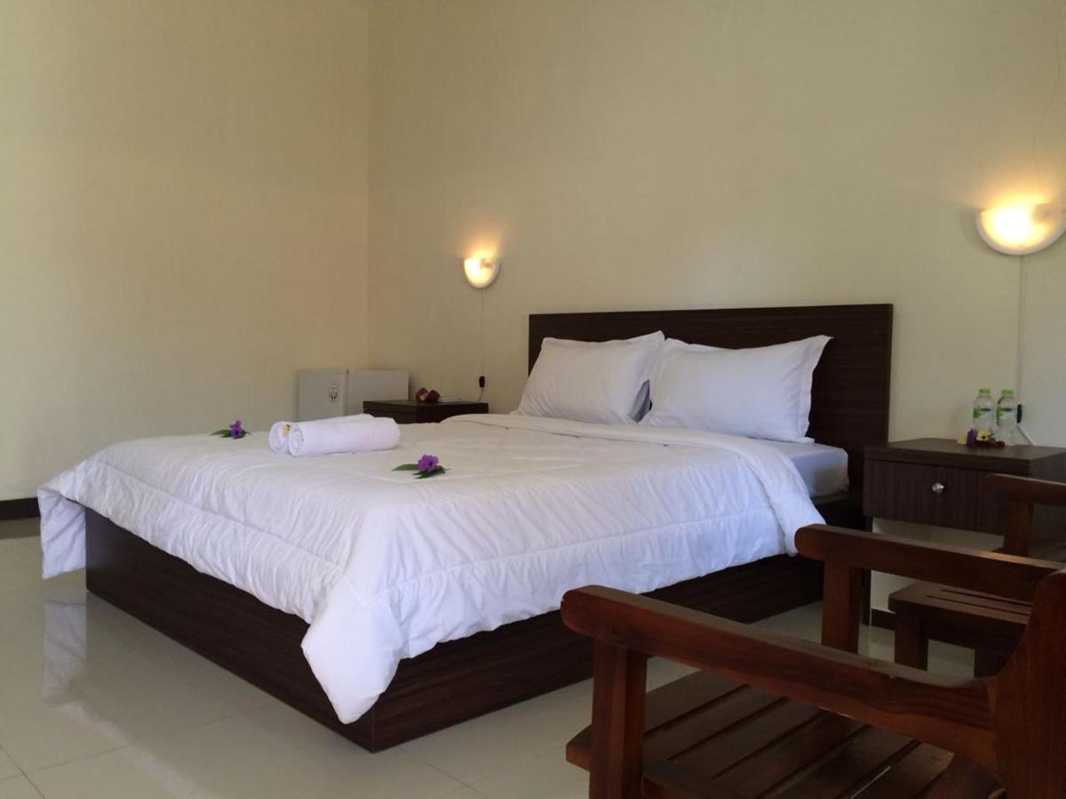 D'Batur Hotel Senggigi Εξωτερικό φωτογραφία