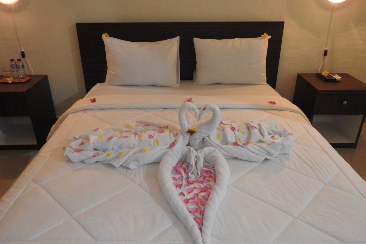D'Batur Hotel Senggigi Εξωτερικό φωτογραφία