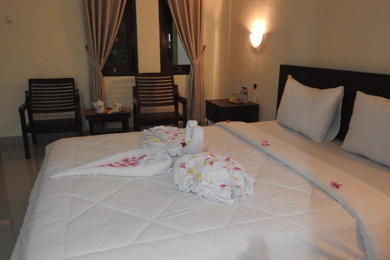 D'Batur Hotel Senggigi Εξωτερικό φωτογραφία