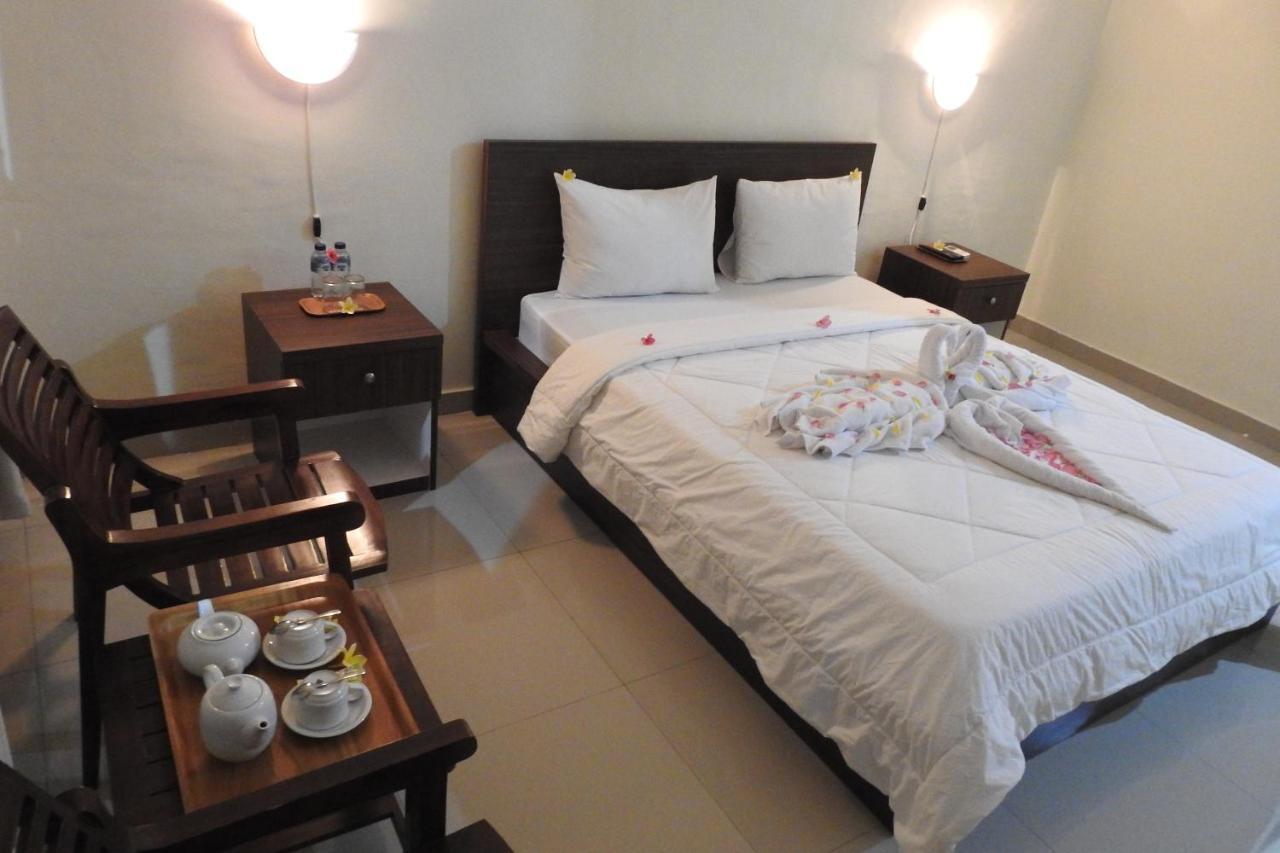 D'Batur Hotel Senggigi Εξωτερικό φωτογραφία