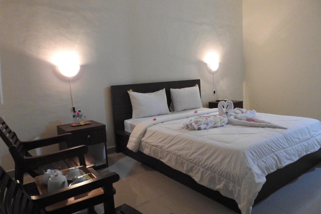 D'Batur Hotel Senggigi Εξωτερικό φωτογραφία