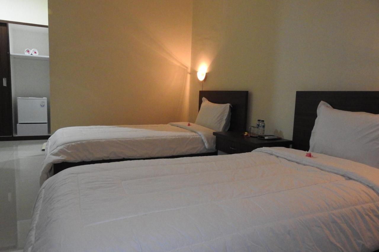D'Batur Hotel Senggigi Εξωτερικό φωτογραφία
