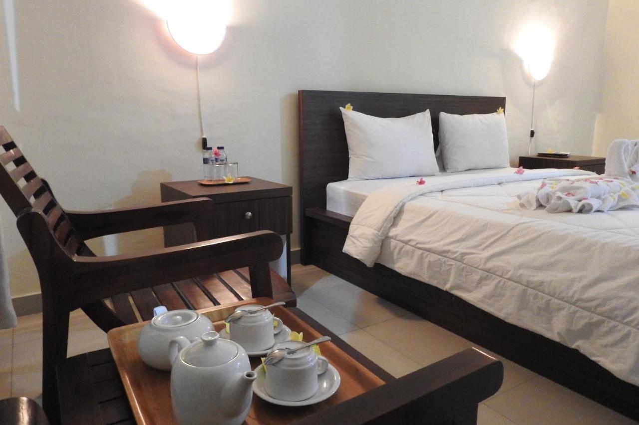 D'Batur Hotel Senggigi Εξωτερικό φωτογραφία