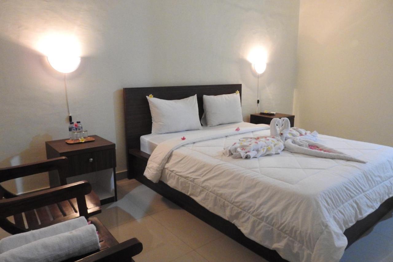D'Batur Hotel Senggigi Εξωτερικό φωτογραφία