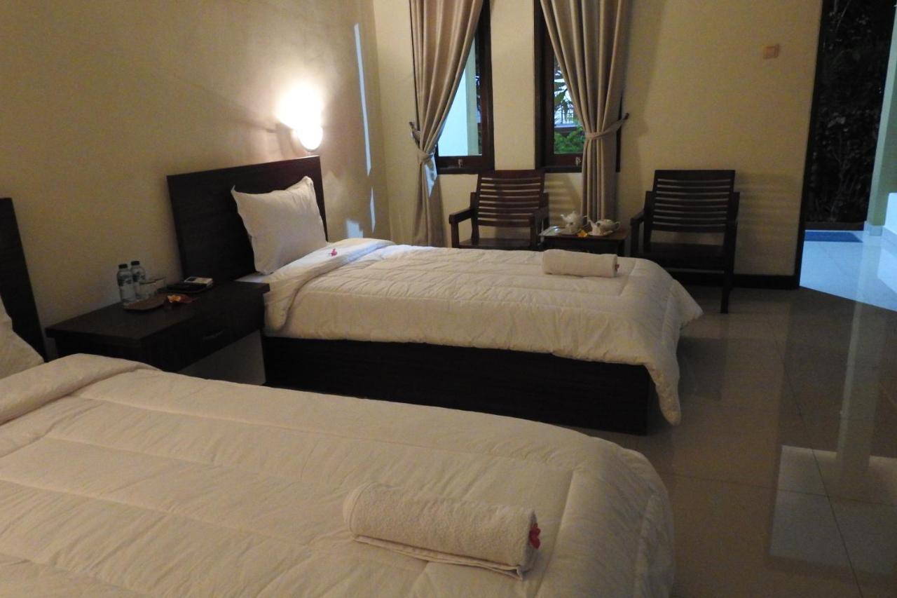 D'Batur Hotel Senggigi Εξωτερικό φωτογραφία