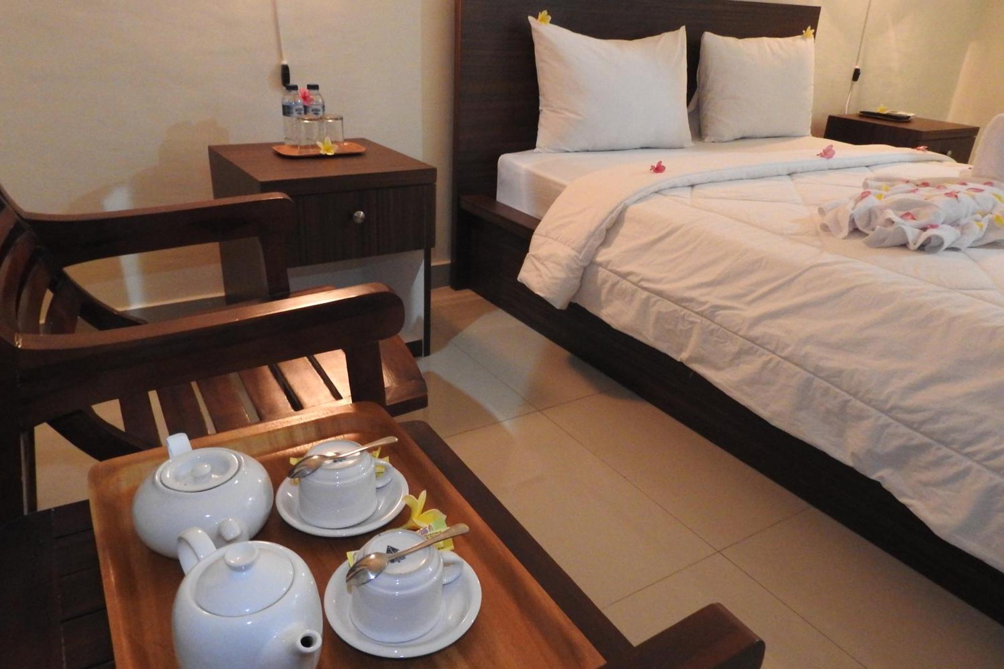 D'Batur Hotel Senggigi Δωμάτιο φωτογραφία